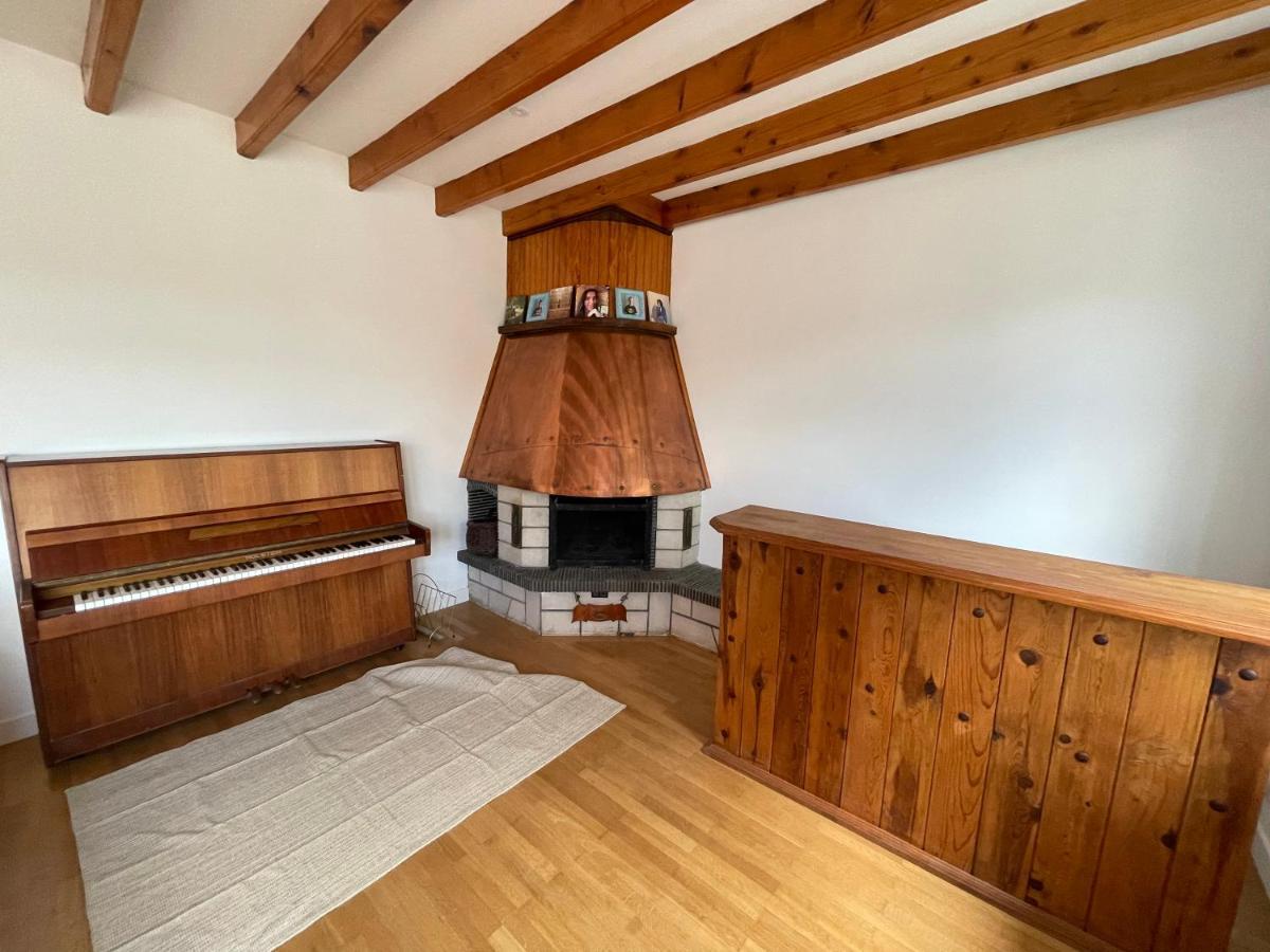 Appartement Dans Maison Avec Cour Et Parc Fresnes-en-Woevre Exterior foto